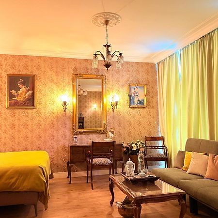 Luxurious Classical Dutch Styled Room In City Centre Of The Hague - Home Stay Eksteriør billede