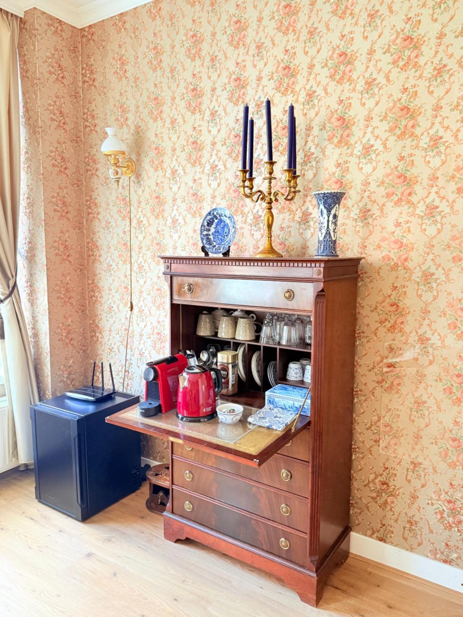 Luxurious Classical Dutch Styled Room In City Centre Of The Hague - Home Stay Eksteriør billede